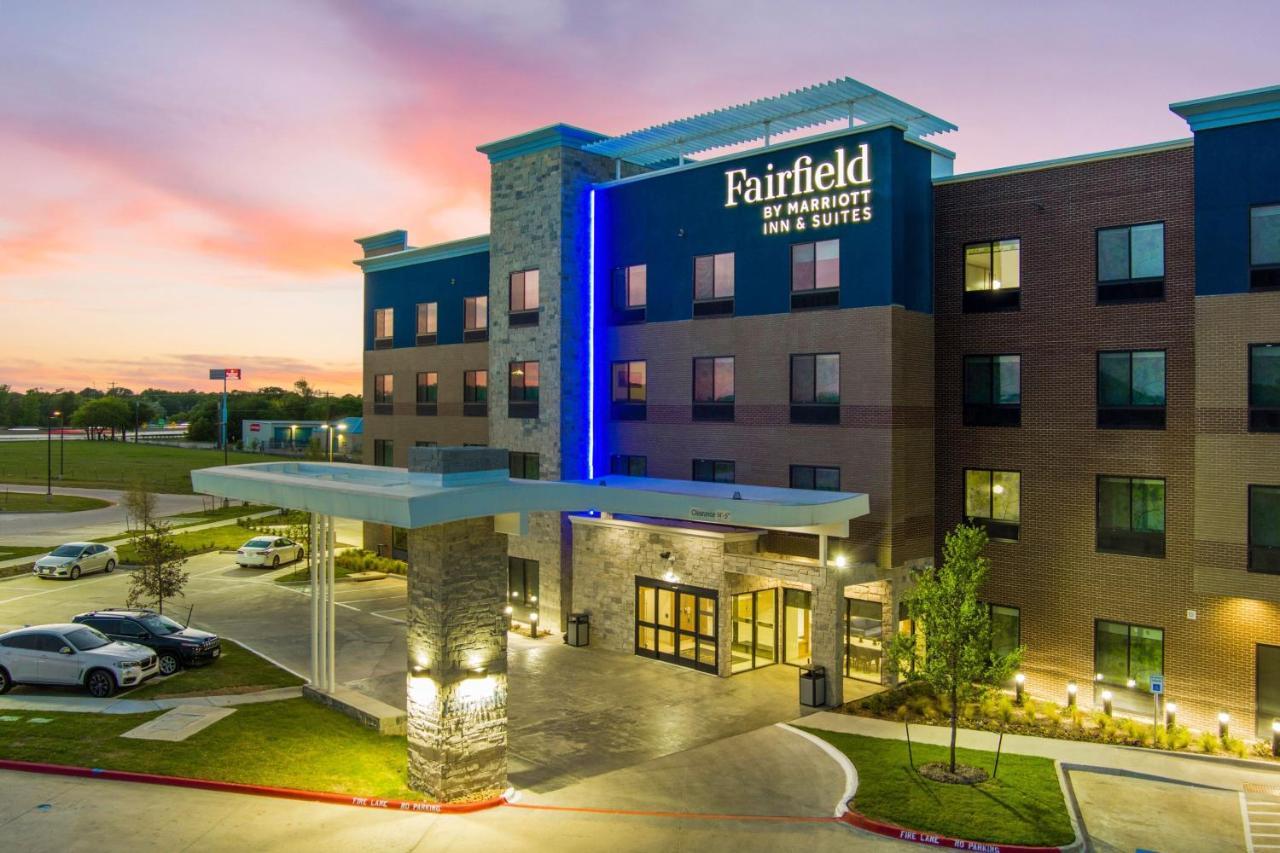 Fairfield Inn & Suites By Marriott Corinth South Denton Area Zewnętrze zdjęcie