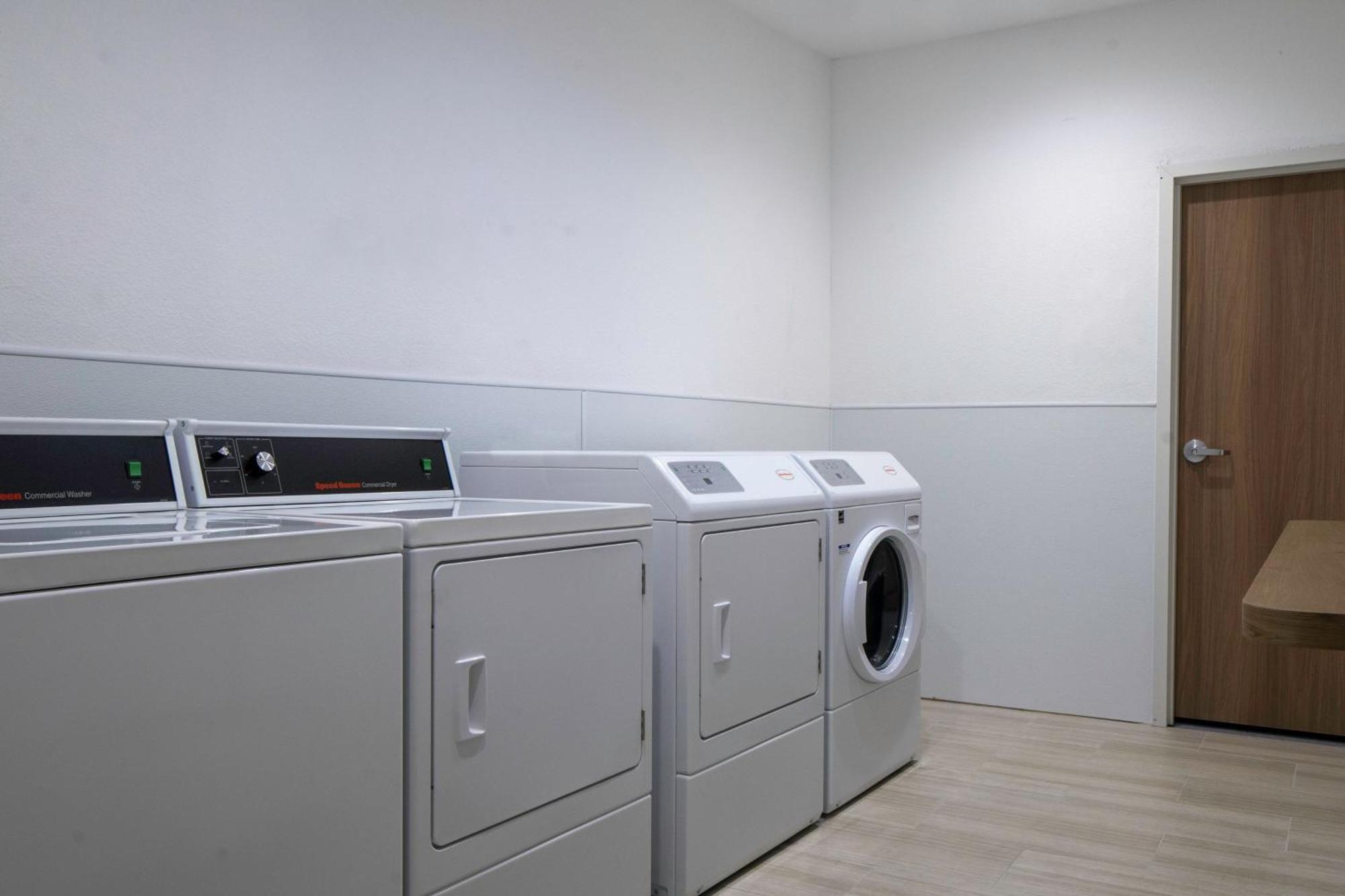Fairfield Inn & Suites By Marriott Corinth South Denton Area Zewnętrze zdjęcie
